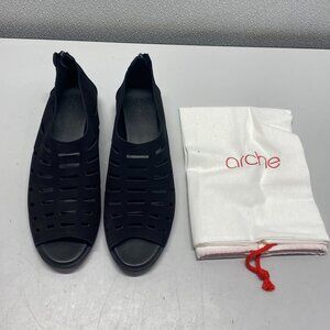 Arche Women's Denyli Slip-On Shoes – Black Nubuck Leather